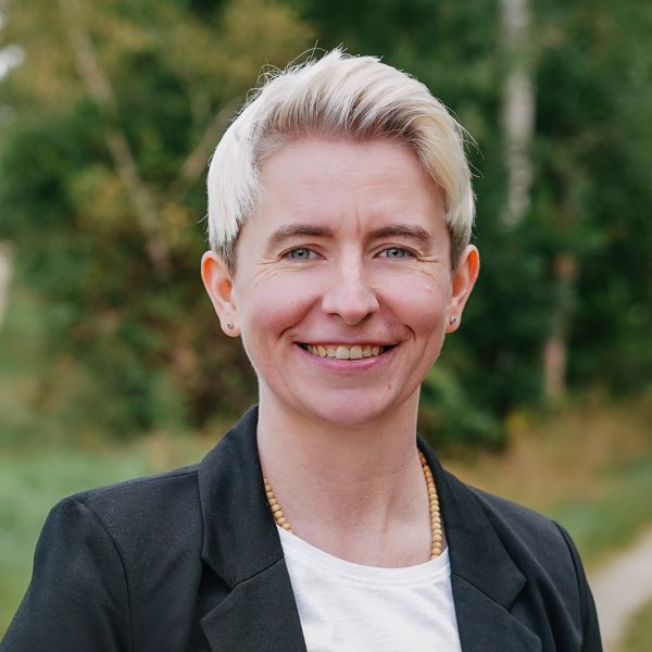 Fr&ouml;hlich Cornelia